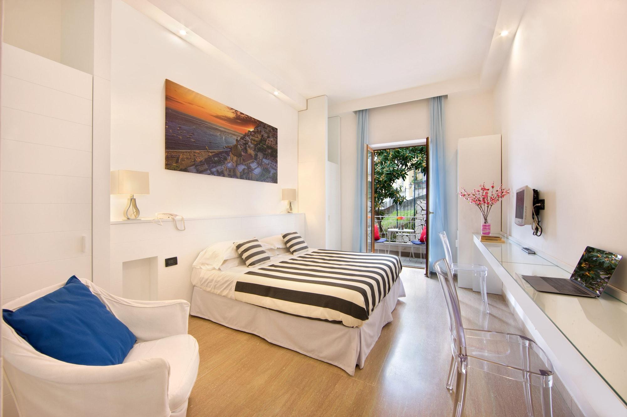 Hotel Rivage Sorrento Esterno foto