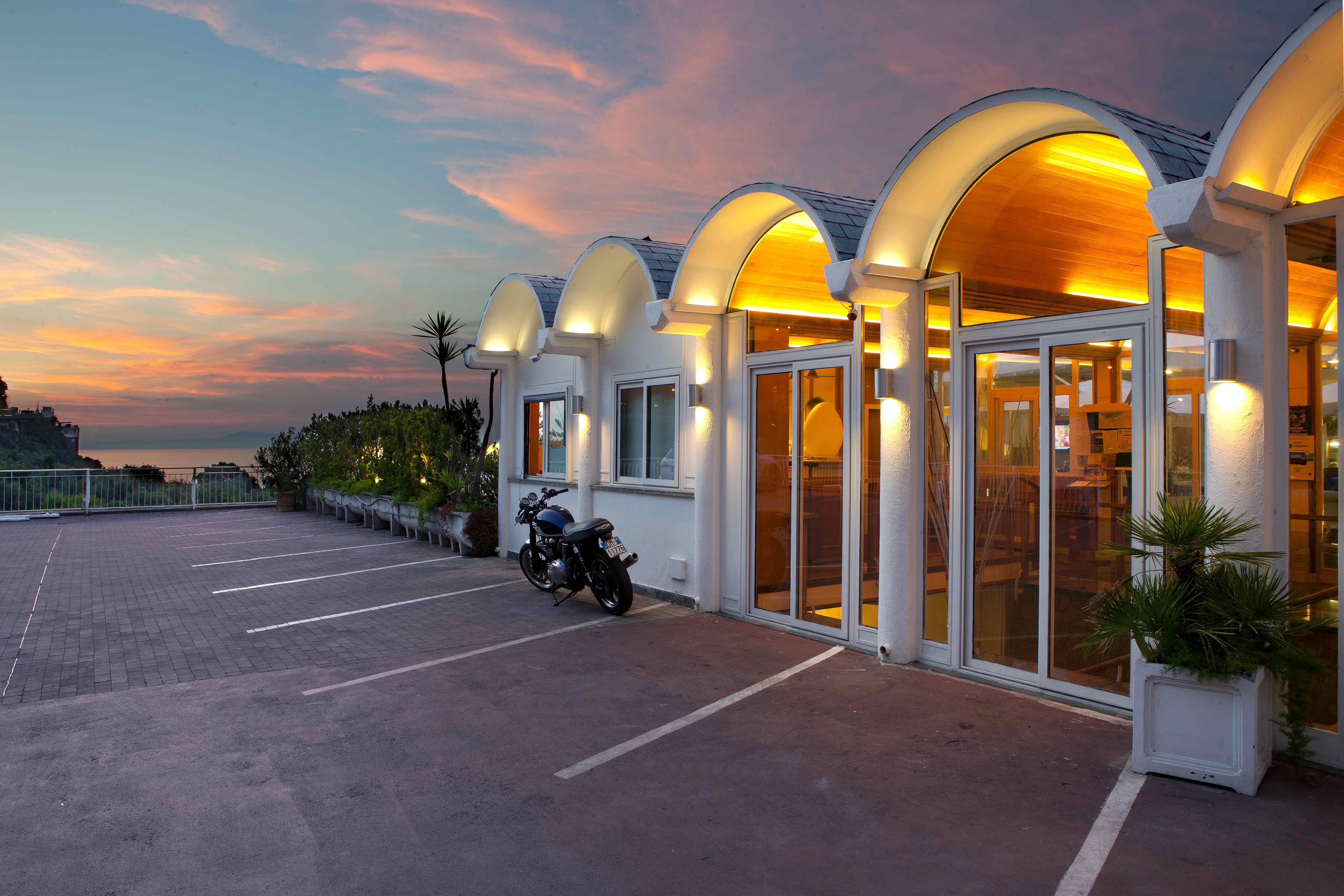 Hotel Rivage Sorrento Esterno foto