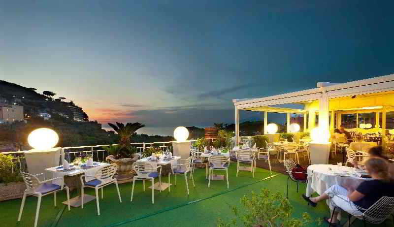 Hotel Rivage Sorrento Esterno foto